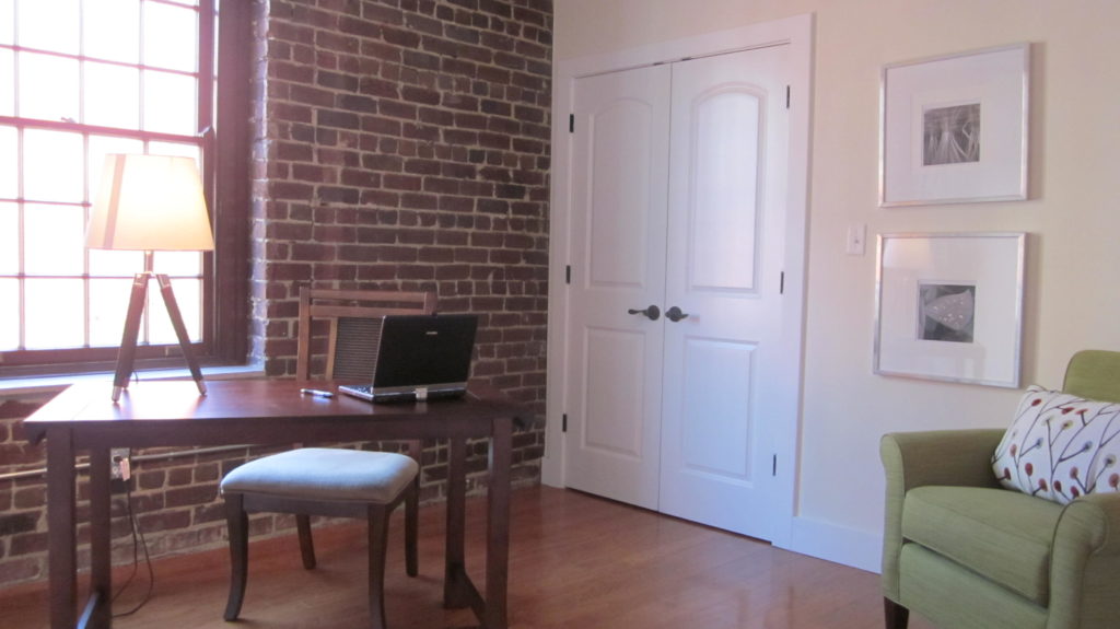 Downtown Loft Knoxville Staging Services