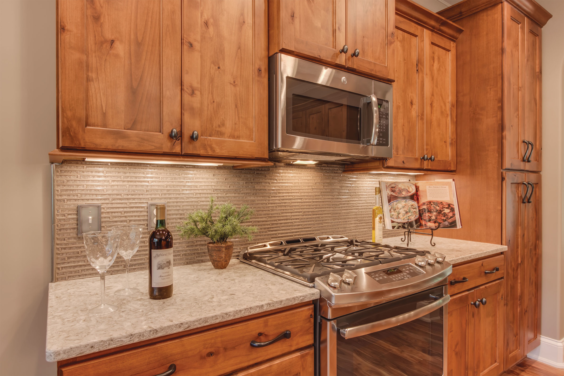 Parade Home Knoxville Staging Services